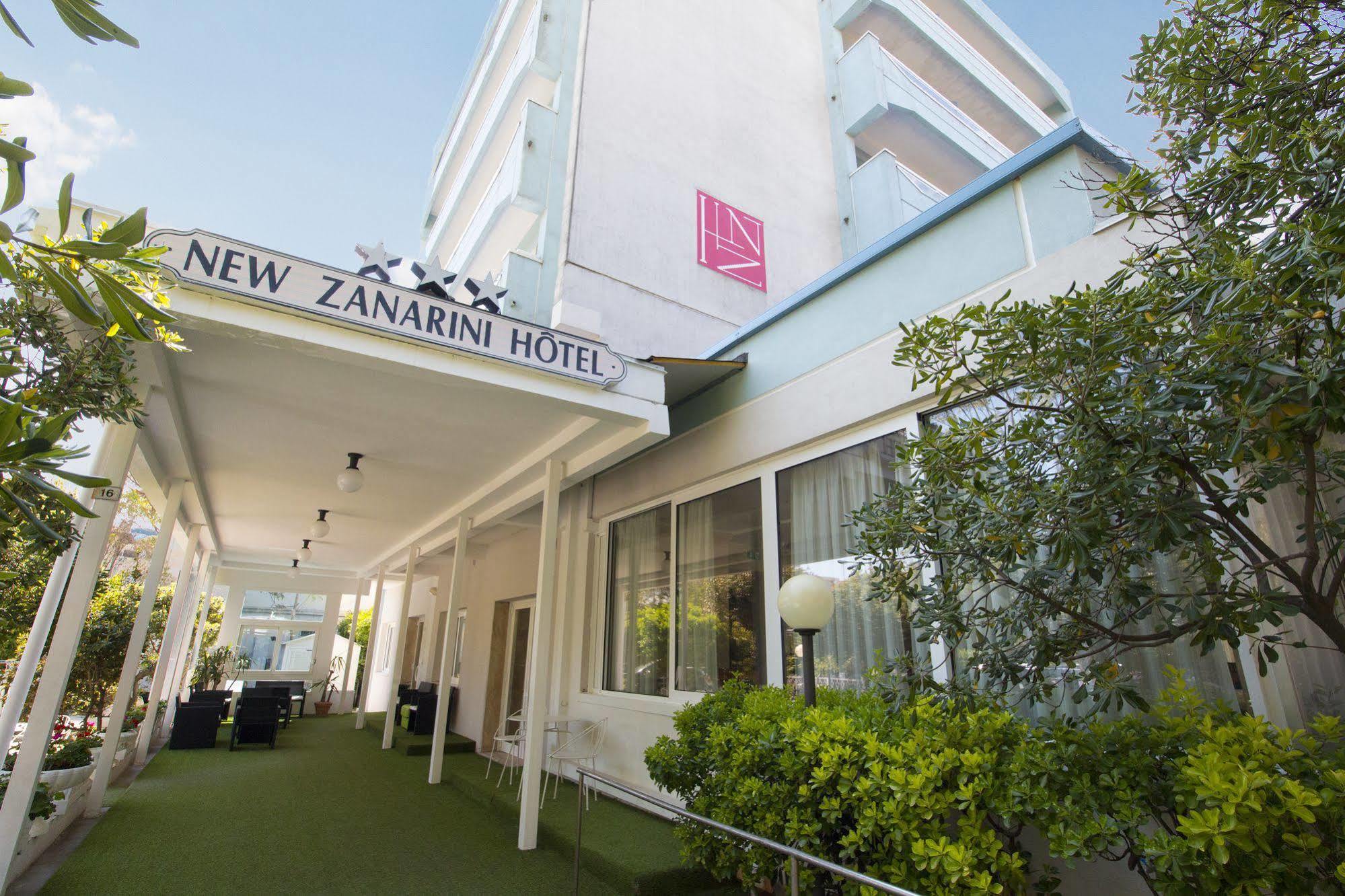 Hotel Zanarini In Centro A Ричоне Екстериор снимка